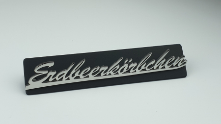 Schriftzug Erdbeerkrbchen